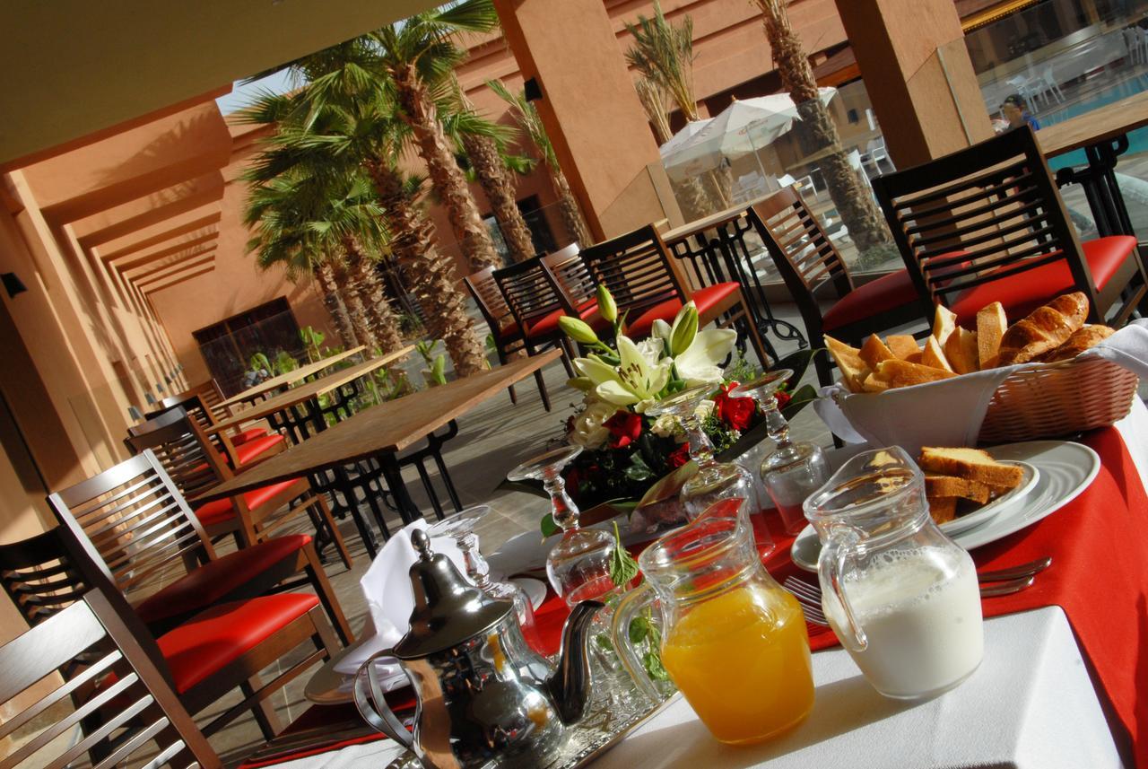 Oasis Palm Hotel Гуелмим Екстериор снимка