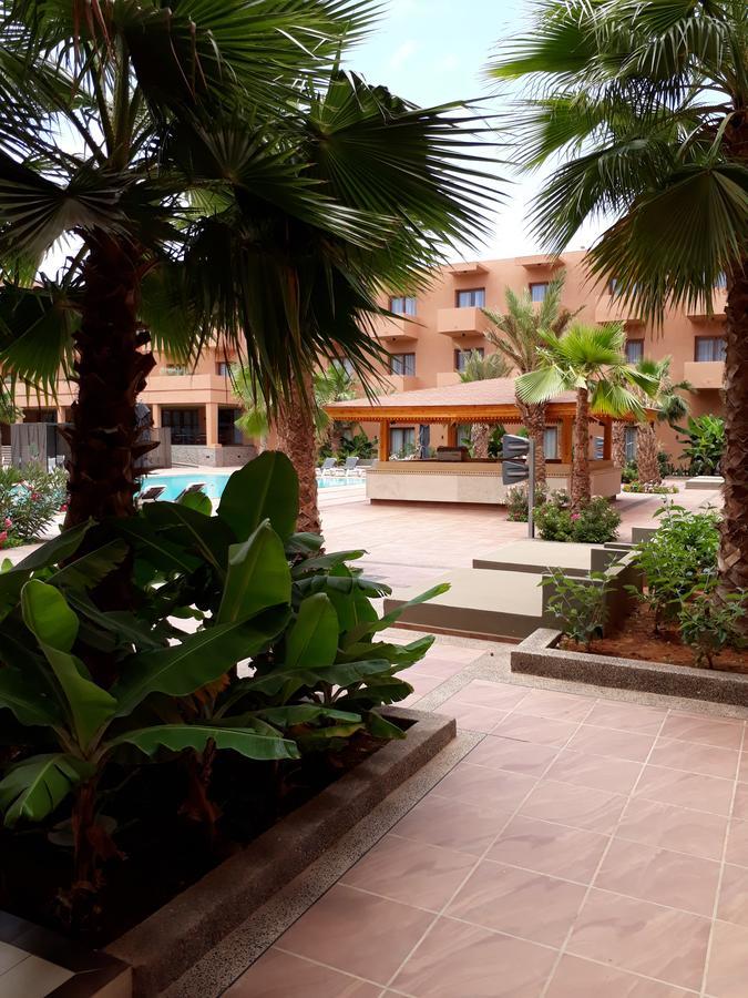 Oasis Palm Hotel Гуелмим Екстериор снимка